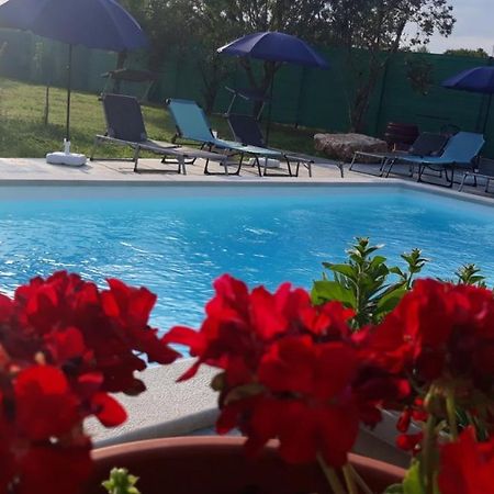 Holiday Home Dioniza วอดิยัน ภายนอก รูปภาพ