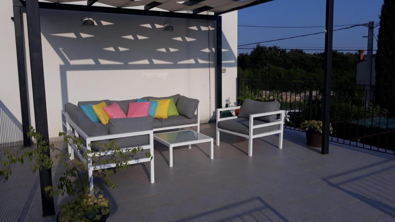 Holiday Home Dioniza วอดิยัน ภายนอก รูปภาพ