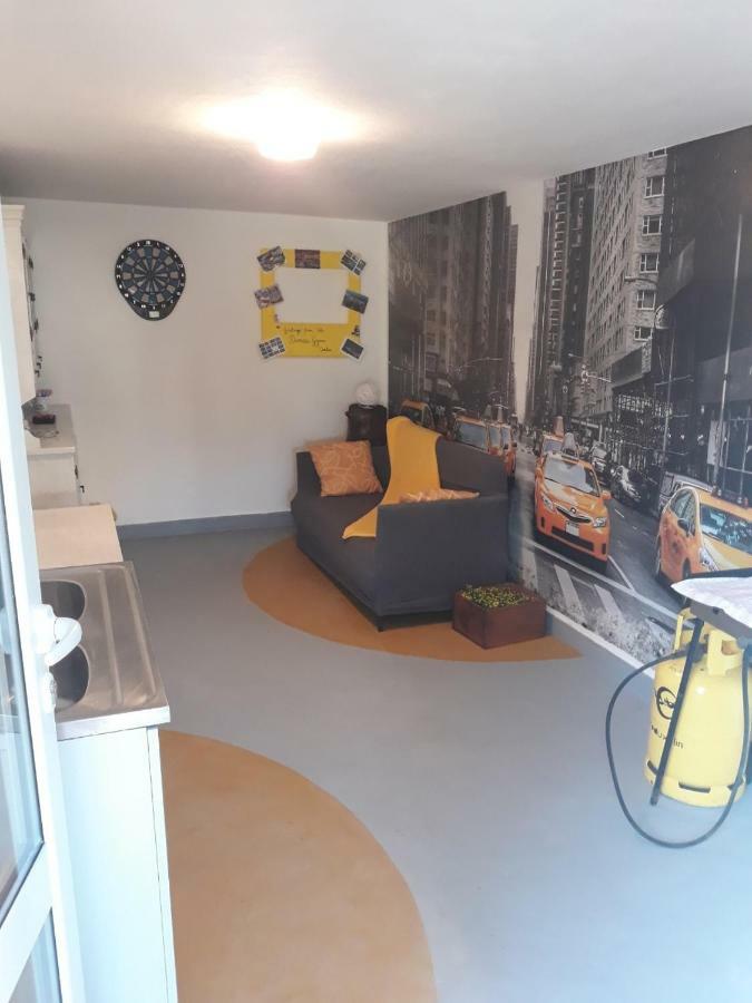 Holiday Home Dioniza วอดิยัน ภายนอก รูปภาพ