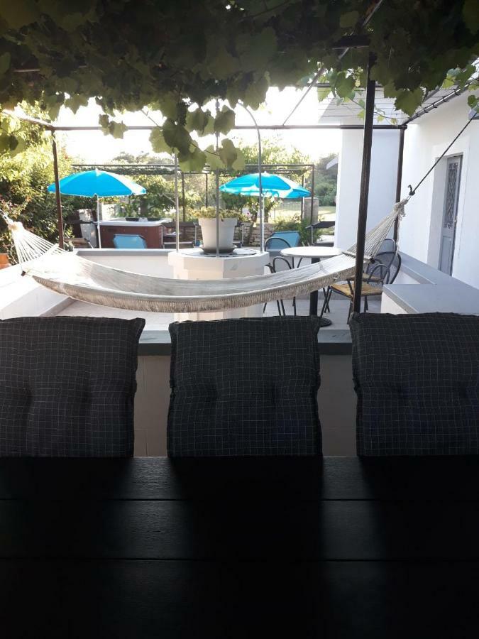 Holiday Home Dioniza วอดิยัน ภายนอก รูปภาพ